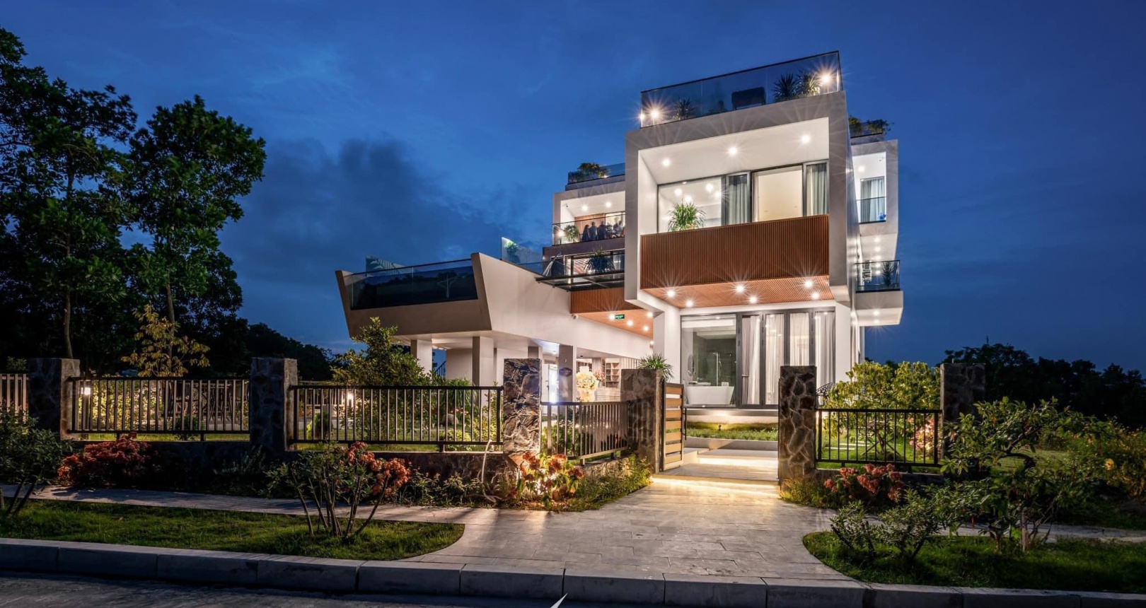 GREEN FIELD VILLA 